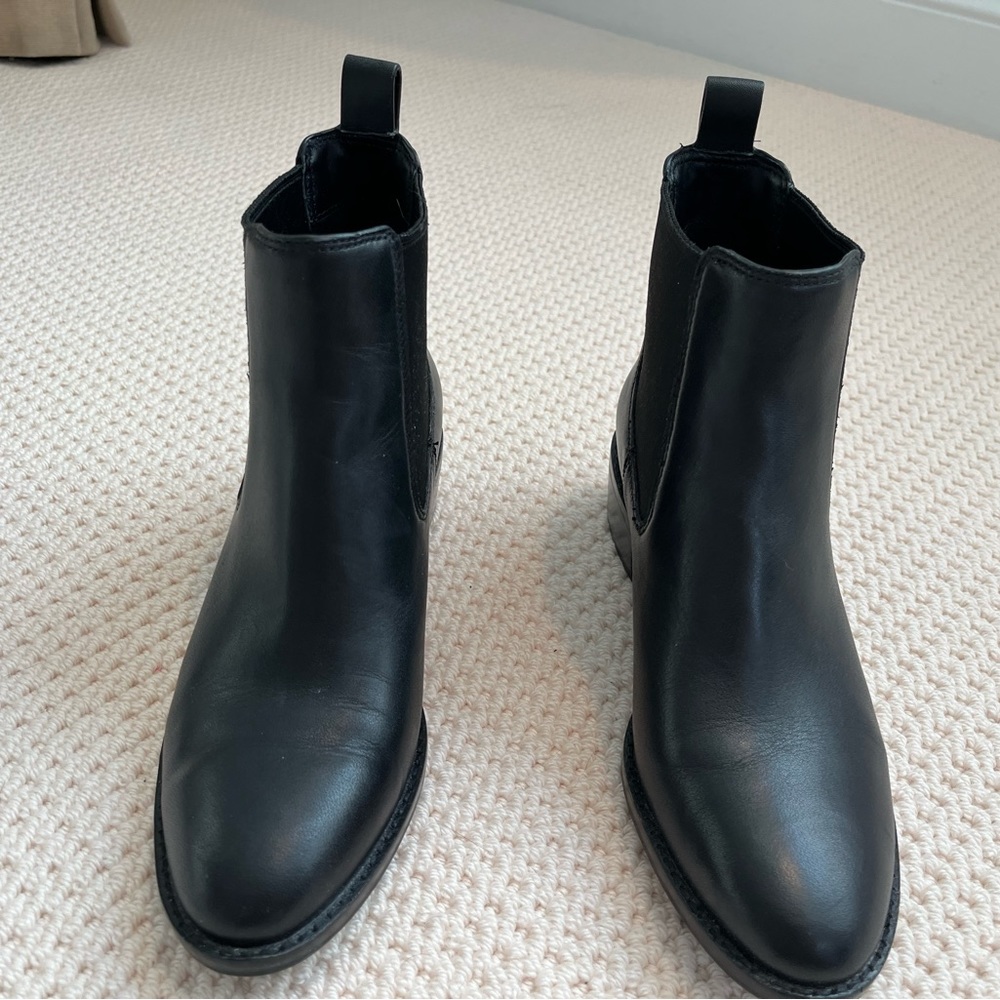 Cole Haan black boots size 6.5